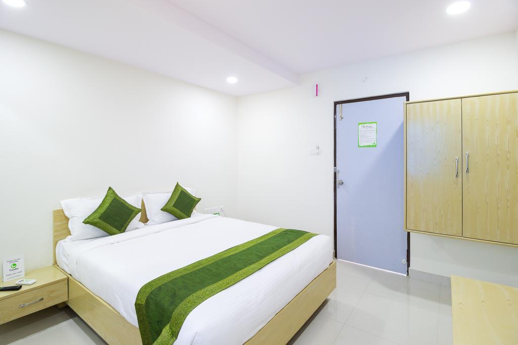 Hotel Pratz Inn Hyderabad Exterior photo